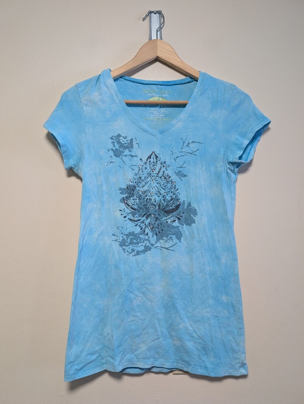Earth Yoga Y2K Blue V-Neck Graphic Tee Organic Bamboo Blend M